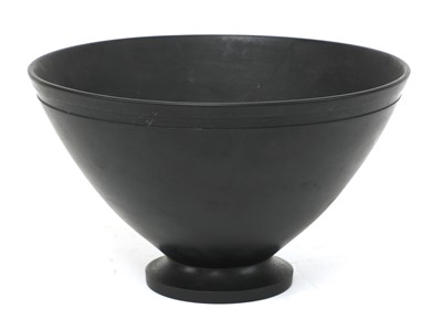 Lot 243 - A Wedgwood basalt vase