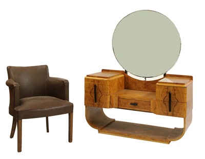 Lot 315 - An Art Deco maple dressing table