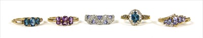 Lot 66 - Five 9ct gold rings