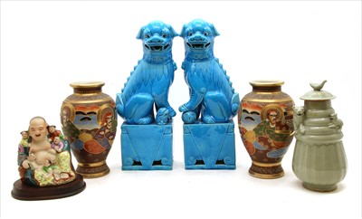 Lot 293 - A collection of Oriental ceramics