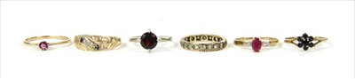 Lot 58 - Six gold rings
