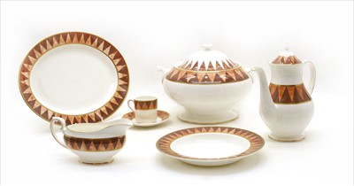 Lot 318 - A Royal Grafton 'Venetian' pattern dinner service