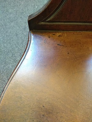 Lot 26 - A Victorian mahogany hall chair