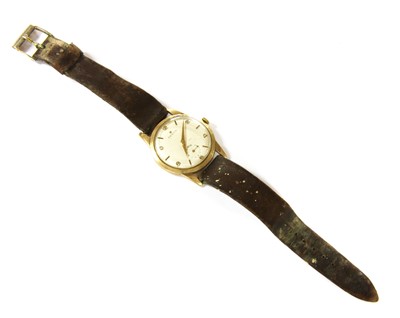 Lot 196 - A gentlemen's 9ct gold Zenith mechanical strap watch, c.1960