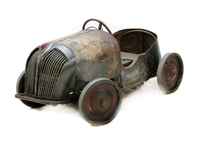 Lot 265 - A scratch-built model fairground car