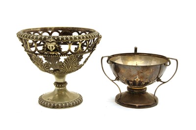 Lot 220 - A silver three handled bowl