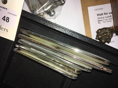 Lot 48 - Five silver and mother-of-pearl folding fruit knives