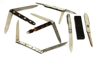 Lot 47 - Six folding fruit knives with double blades