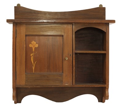 Lot 26 - A mahogany hanging wall cabinet