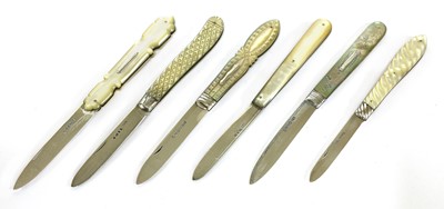Lot 35 - Six silver and mother-of-pearl folding fruit knives
