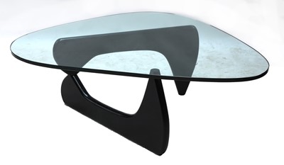 Lot 764 - A glass coffee table