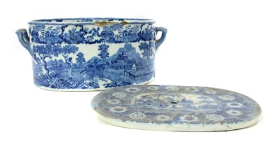 Lot 204 - A 19th century Staffordshire blue & white foot bath