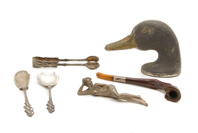 Lot 191 - A pipe in the form of a horse's leg