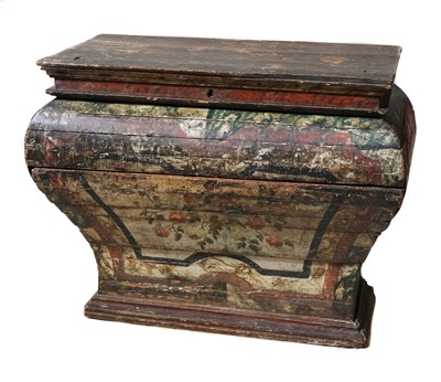 Lot 662 - An Italian bombé painted pine commode