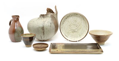 Lot 455 - Studio pottery items