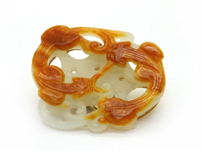 Lot 162 - A Chinese jade brooch
