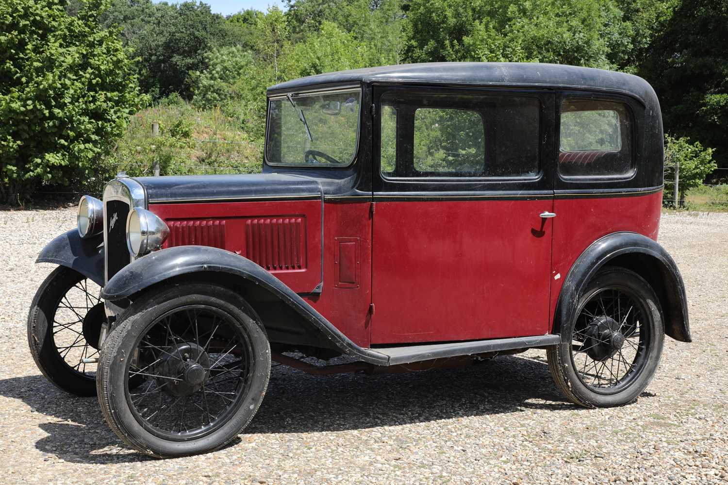 Lot 1 - 1933 Austin 7 RP Saloon