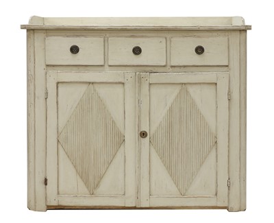 Lot 91 - A Gustavian painted dresser