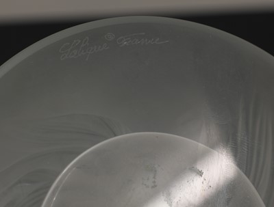 Lot 291 - A Lalique 'Button Rose' glass vase