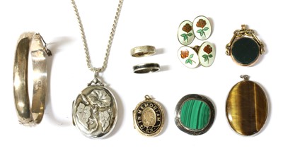 Lot 401 - A quantity of jewellery