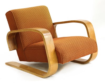 Lot 473 - A 'Tank' model 400 armchair
