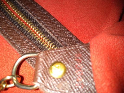 Lot 17 - Louis Vuitton 'Marais' Damier Ebène bucket bag