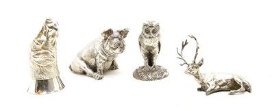 Lot 94 - A modern silver plated hound head stirrup cup