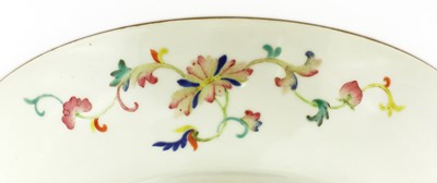 Lot 118 - A Chinese famille rose dish