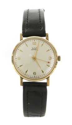 Lot 265 - A gentlemen's gold Smiths Astral mechanical strap watch, c.1970