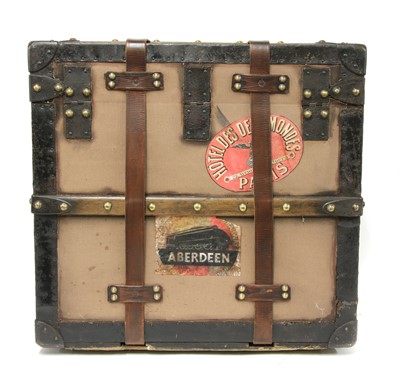 Lot 107 - A Louis Vuitton cabin trunk