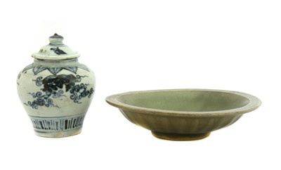 Lot 367 - A Chinese blue and white jar and cover