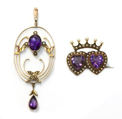 Lot 95 - A late Victorian amethyst and split pearl crowned double heart brooch, c.1900