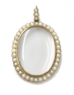 Lot 86 - An early Victorian glazed picture locket