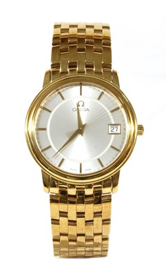 Lot 535 - A gentlemen's 18ct gold Omega 'Prestige' quartz bracelet watch