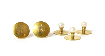 Lot 424 - Five gold dress studs