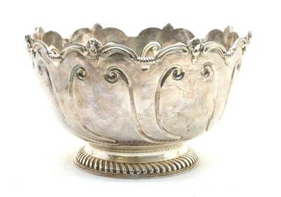 Lot 30 - A late Victorian silver montieth