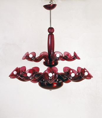 Lot 346 - A postmodern VeArt Glass 'Leda' chandelier