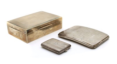 Lot 48 - An Art Deco engine turned cigarette box
