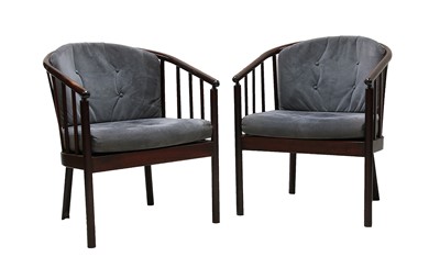 Lot 239 - A pair of modern armchairs