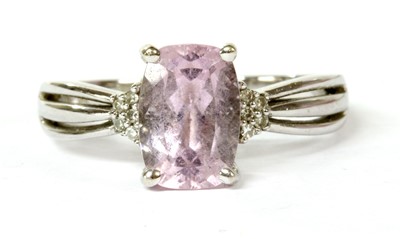 Lot 306 - An 18ct white gold kunzite and diamond ring