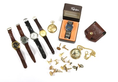 Lot 492 - A gentlemen's stainless steel Royal London automatic strap watch