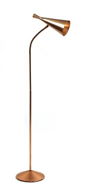 Lot 464 - A floor lamp