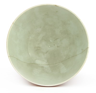 Lot 86 - A Chinese copper-red glazed bowl