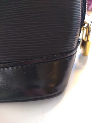 Lot 6 - A Louis Vuitton black Epi leather Alma bag