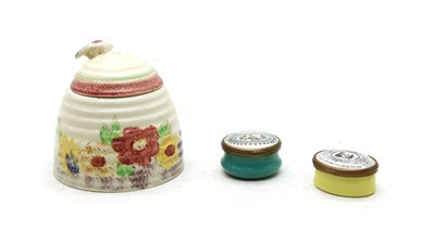 Lot 354 - A Clarice Cliff Bizarre Glorio pattern honey pot