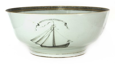 Lot 810 - A large Chinese export porcelain punch bowl
