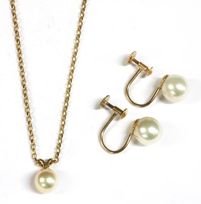 Lot 343 - A 9ct gold cultured pearl pendant