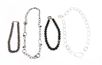 Lot 76 - A contemporary titanium, silver and iolite necklace, by Alison Evans