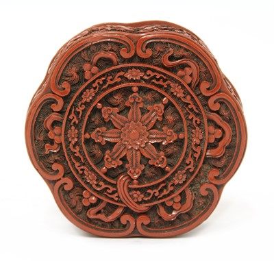 Lot 420 - A Chinese box and cover