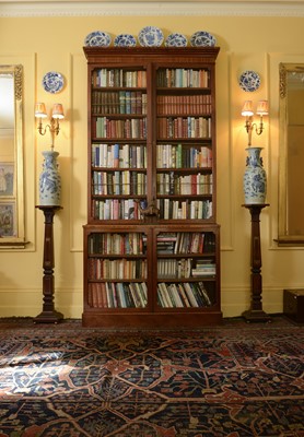 Lot 100 - A Regency mahogany library bookcase